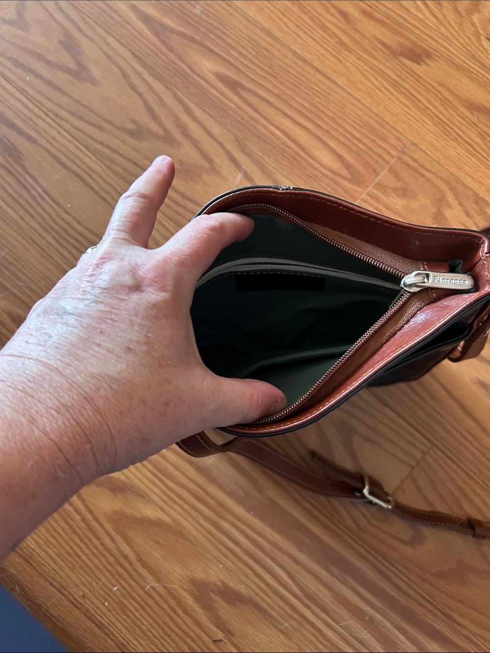 Two-Tone Black and Brown Leather Crossbody Bag - Picture 6 of 6